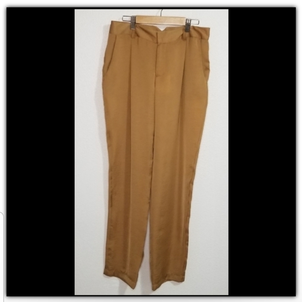 NWT LISA & LUCY size 4